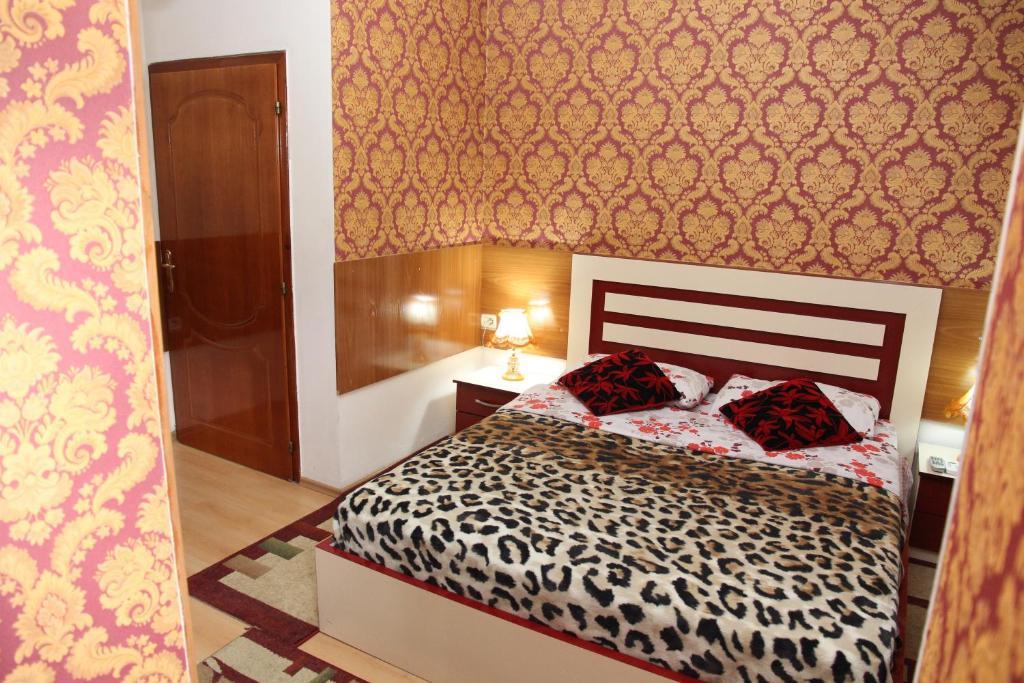 Hotel Parlamenti Tirana Quarto foto
