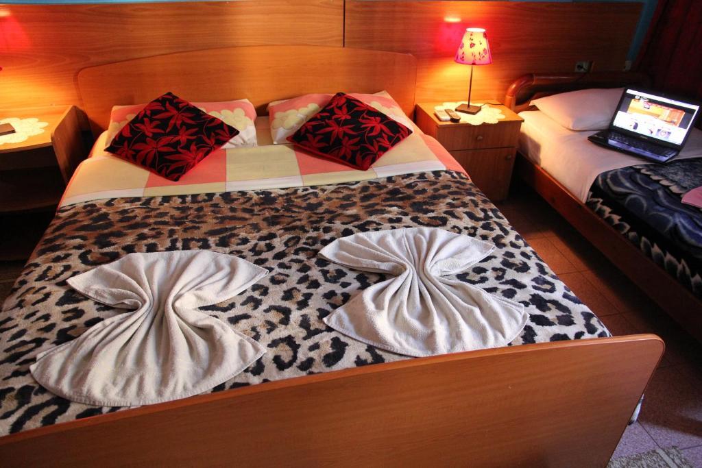 Hotel Parlamenti Tirana Quarto foto